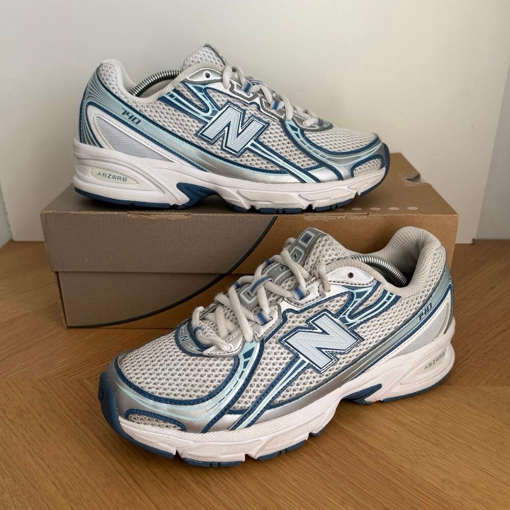 New Balance 740 Blue/White Kids Sneakers- SZ 6.5 Y- 8 W